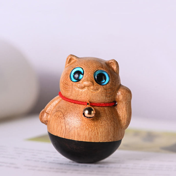 Buddha Stones Mini Gatto Fortunato Gattino Phoebe Zhennan Decorazione di Benedizione del Legno - 3,5*4,4 cm - image 0