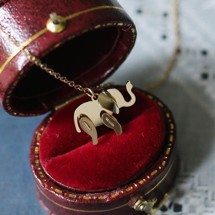 Collana con ciondolo a forma di elefante in titanio e acciaio con catena portafortuna