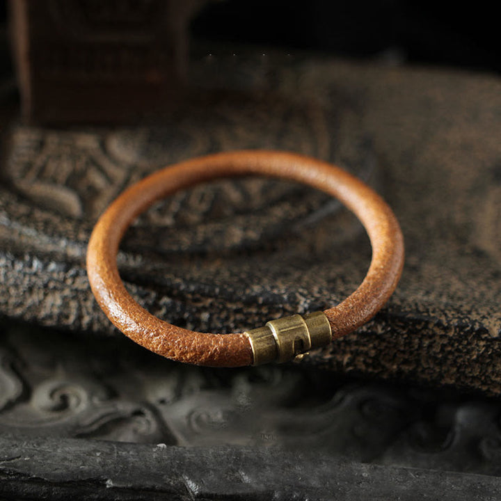 Braccialetto con fibbia magnetica in rame e pelle retrò Buddha Stones Luck Healing