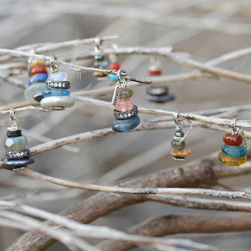 Collana con ciondolo calmante in labradorite con vari cristalli e Buddha Stones Zen Cairn - image 2