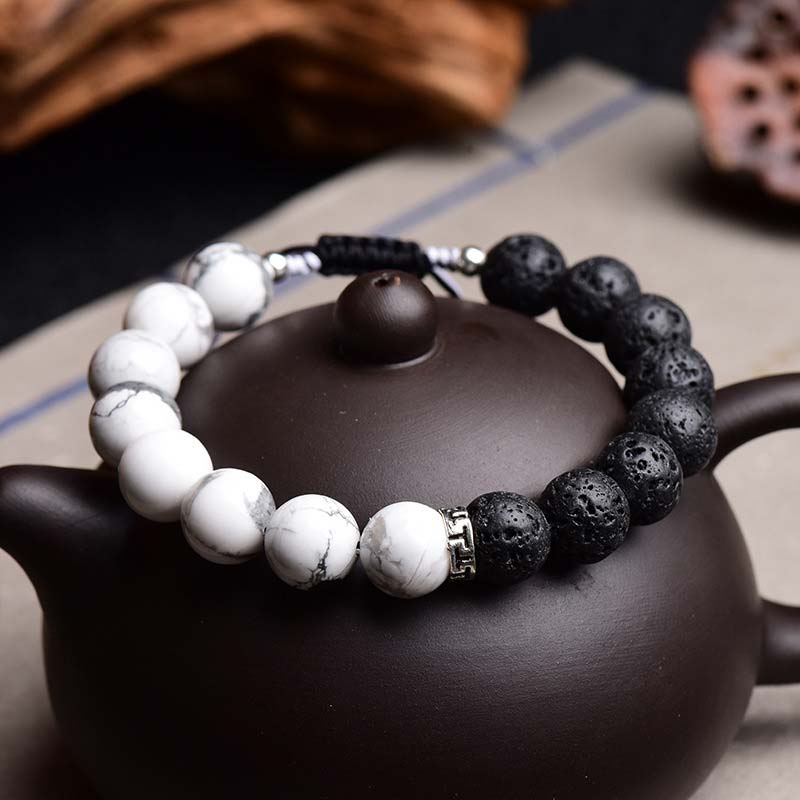 Braccialetto di protezione in pietra lavica Yin Yang Buddha Stones - 12 millimetri - image 0