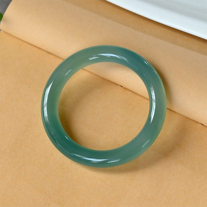 Bracciale rigido Buddha Stones in calcedonio verde naturale Strength