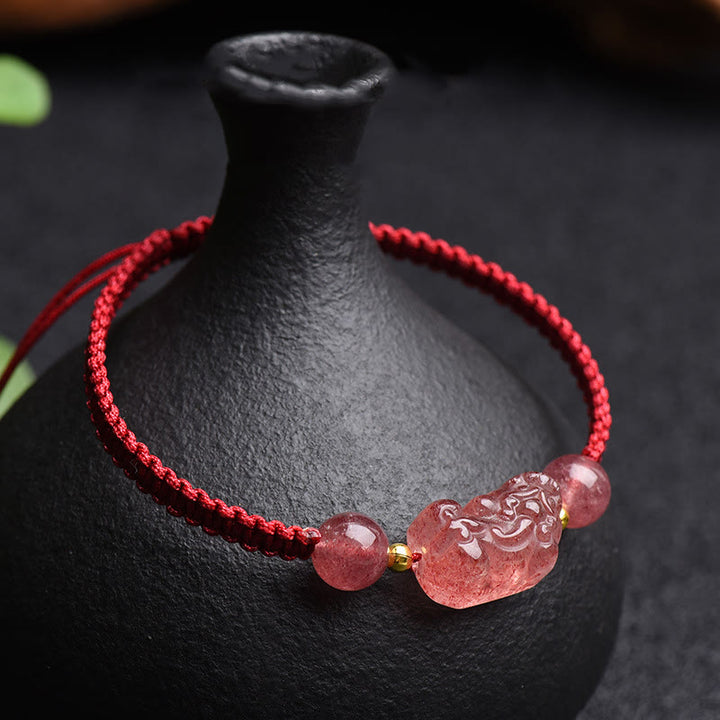 Braccialetto portafortuna rosso con corda PiXiu in quarzo fragola naturale Buddha Stones