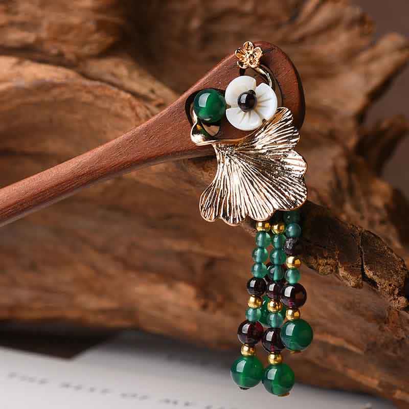 Forcina protettiva per capelli in legno di sandalo rosso, agata verde e foglia di ginkgo