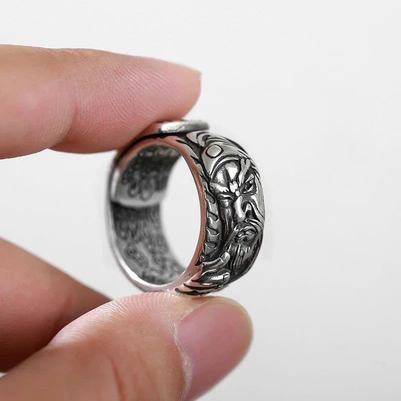 Anello di ricchezza con amuleto di nuvole di buon auspicio Guan Gong