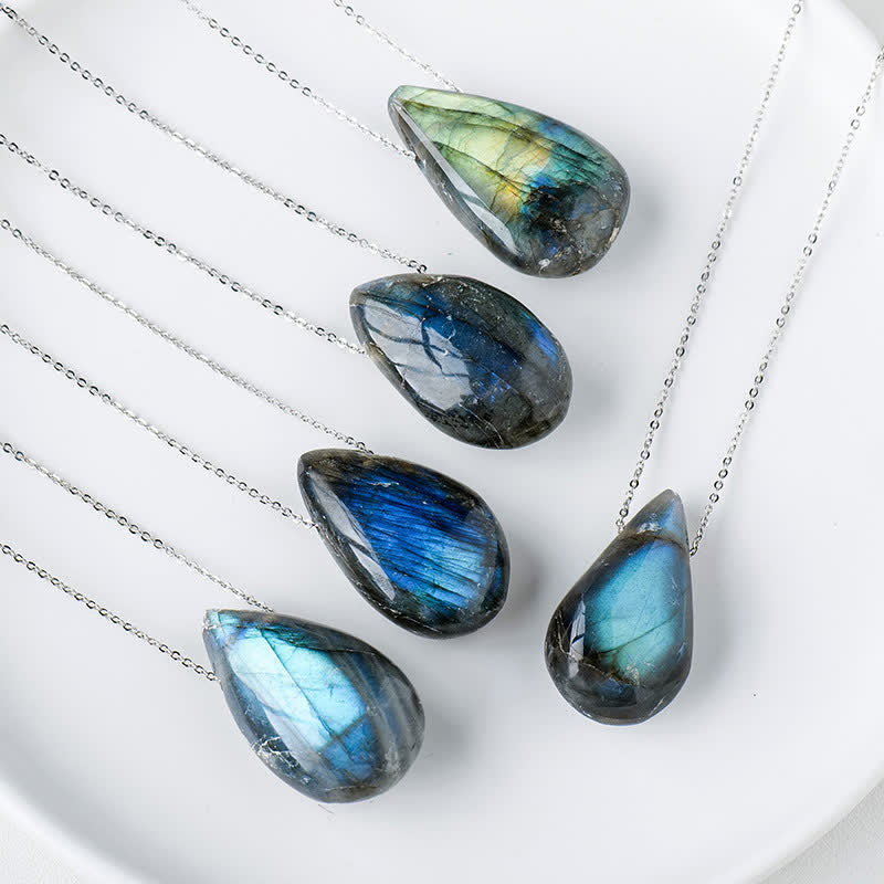 Collana con ciondolo di supporto e guarigione con goccia d'acqua in labradorite Buddha Stones - Labradorite (La luminescenza varia: da tenue a intensa) - image 0
